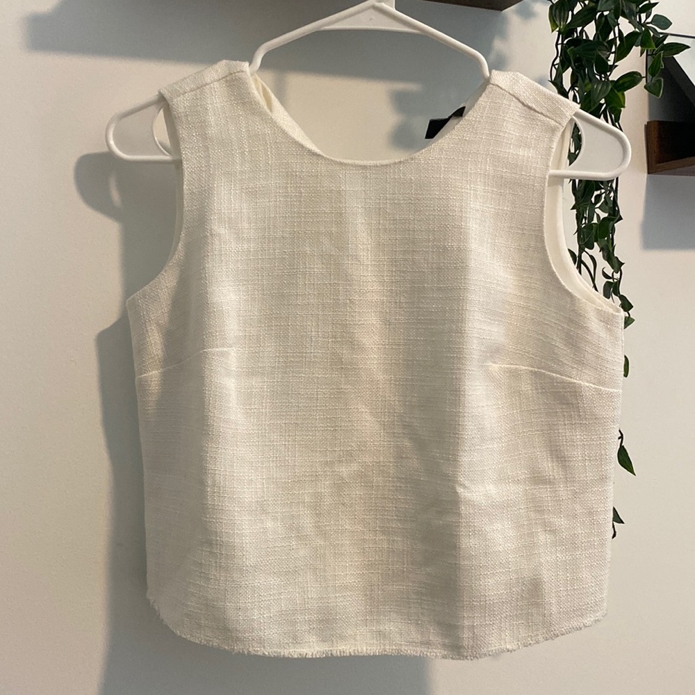 Ann Taylor Petite White Cropped Tank Top